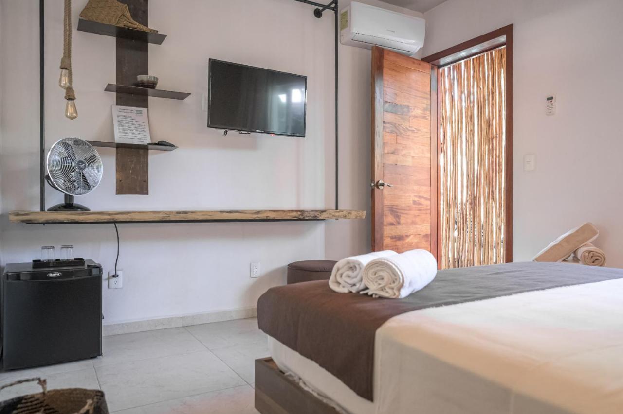 Agam Hotel Бакалар Экстерьер фото