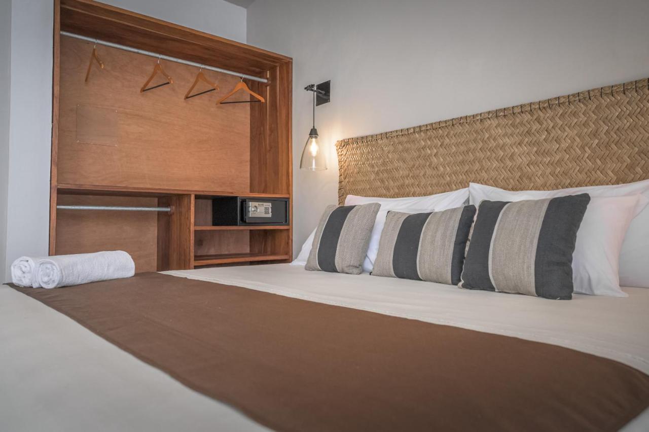 Agam Hotel Бакалар Экстерьер фото