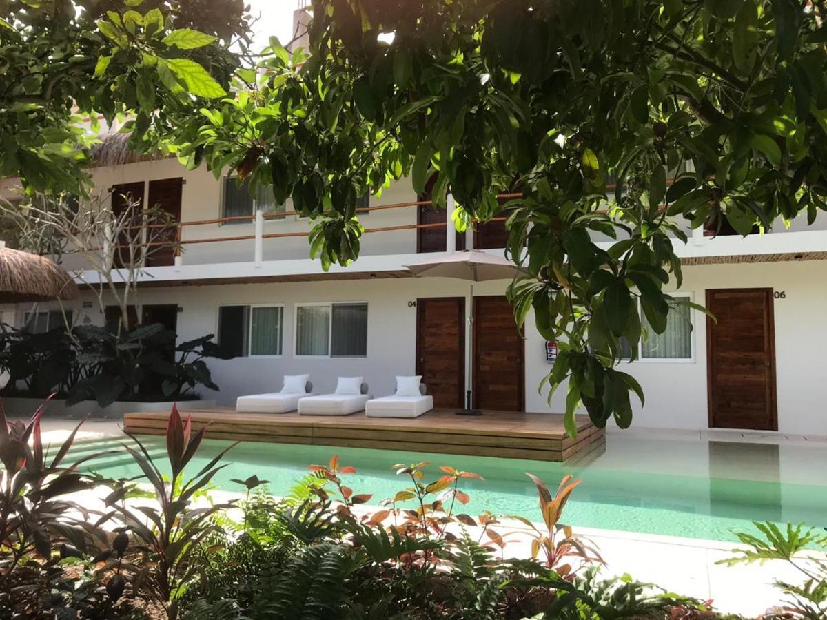 Agam Hotel Бакалар Экстерьер фото
